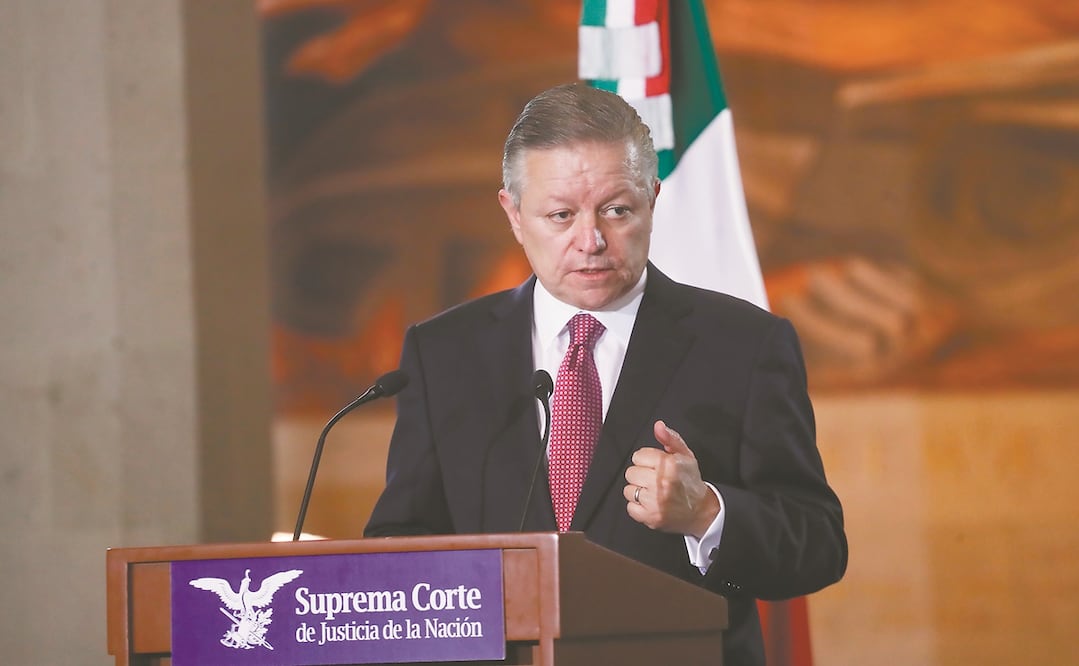 El ministro presidente de la SCJN participó en un encuentro privado con una comisión de los 31 científicos investigados por la FGR. Foto: ARCHIVO EL UNIVERSAL