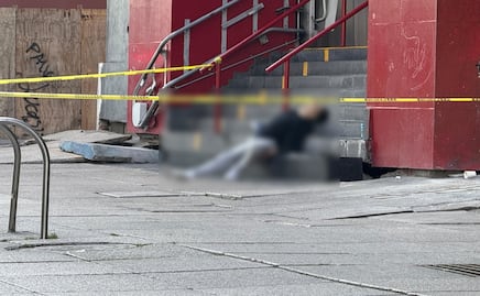 Muere hombre a la salida de un banco en Paseo de la Reforma; autoridades acordonan la zona