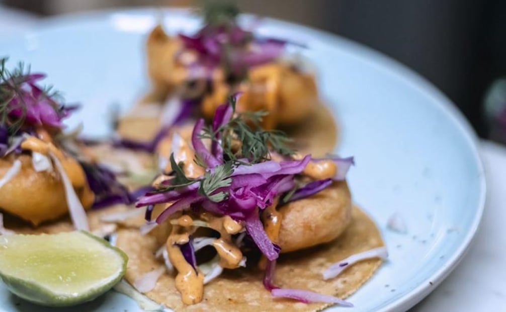 Somma Rooftop es un bar de vino para tardes sociales en la CDMX. Foto: Cortesía Somma Rooftop