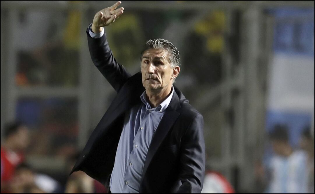 AP. Edgardo Bauza dirigiendo un partido