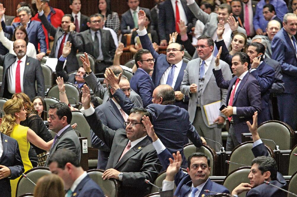 Diputados federales aprobaron ayer el acuerdo elaborado por la Junta de Coordinación Política, con un voto en contra de Movimiento Ciudadano (LUCÍA GODÍNEZ. EL UNIVERSAL)