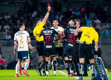 Pumas recibe respuesta de la Comisión de Árbitros por protestar abiertamente; realizará una “completa investigación”