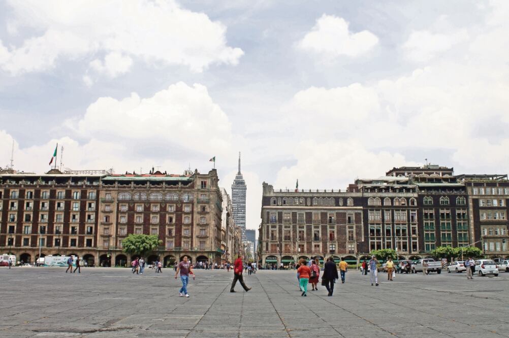 El jefe de gobierno capitalino aseguró que en breve se pondrá en marcha transporte alterno en la zona del Zócalo (ARCHIVO EL UNIVERSAL)