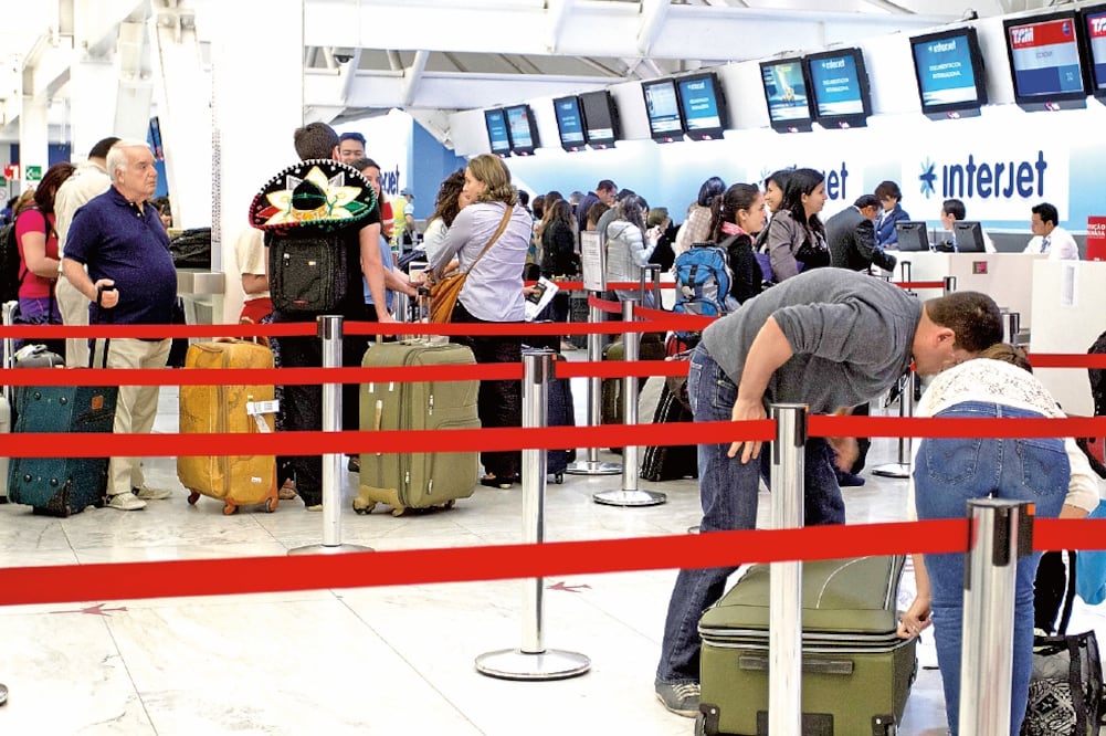 El aeropuerto declaró que las revisiones se llevan a cabo con el mayor respeto a la privacidad de pasajeros y en estricto apego al estado de derecho. Foto: CUARTOSCURO