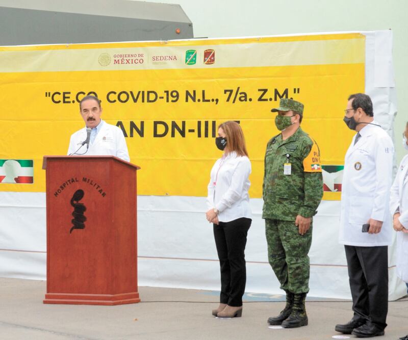 La primera etapa de vacunación incluirá a personal que combate al virus como camilleros, químicos, entre otros. EMILIO VÁZQUEZ. EL UNIVERSAL