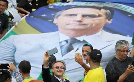 Bolsonaro parte hacia el Congreso para asumir la Presidencia de Brasil