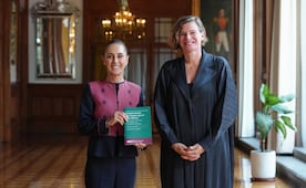 Sheinbaum se reúne con la economista Mariana Mazzucato; abordan informe "Transformación del Estado para el Plan México"