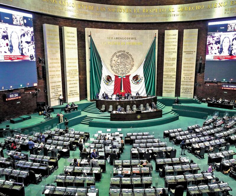 Los integrantes de las comisiones de Justicia y Gobernación de la Cámara de Di putado s analizan la solicitud de juicio político contra consejeros del INE. Foto: ARCHIVO ELUNIVERSAL