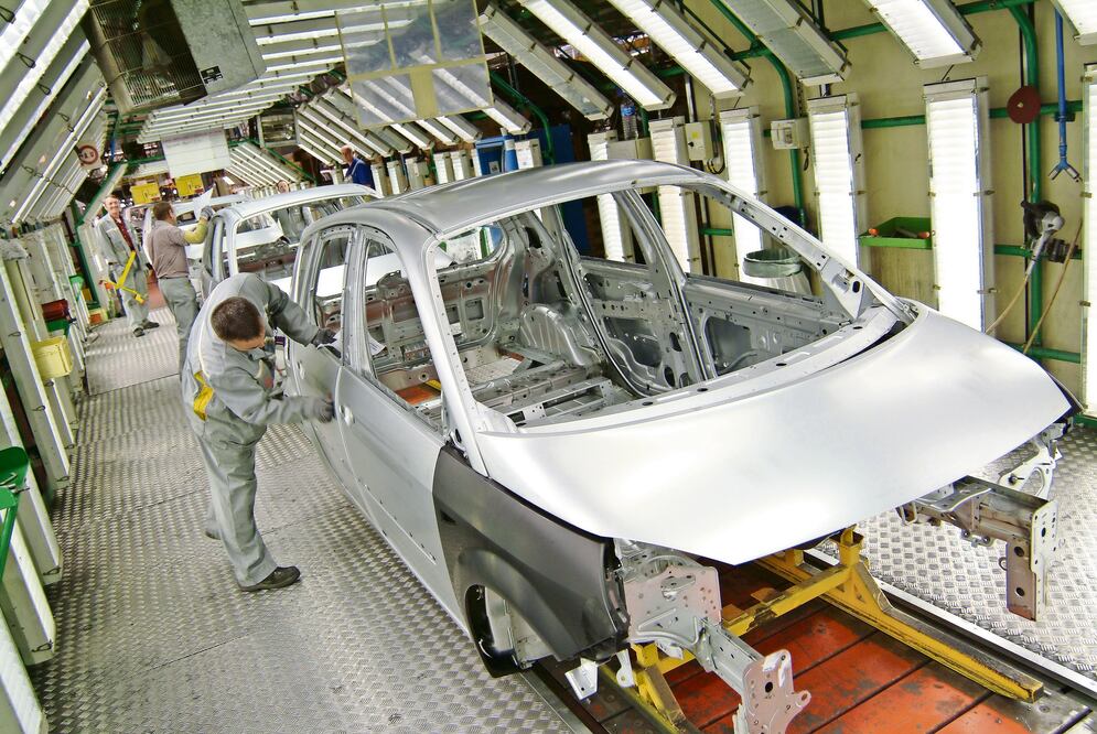 Sin efecto. Sólo México y Japón incrementaron sus exportaciones de autos hacia EU, pese a registrar caída en ventas. ARCHIVO EL UNIVERSAL