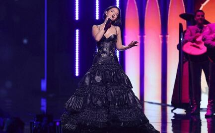 El espectacular vestido de Ángela Aguilar en los Premios Lo Nuestro