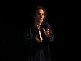"De profundis", doloroso testimonio escrito por Oscar Wilde, cobra vida en el teatro como parte del Festival Cultura UNAM