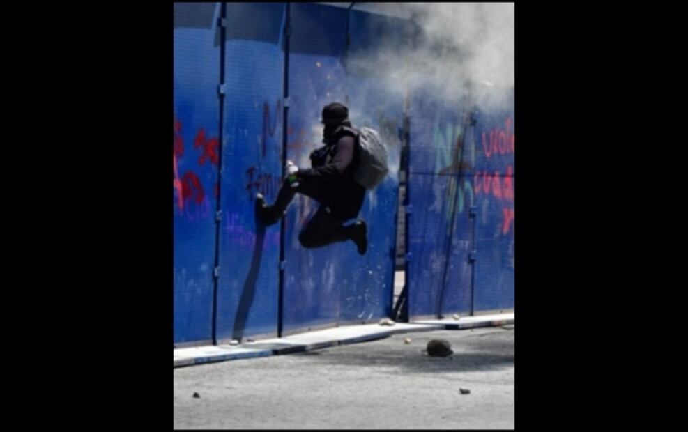 En 10 fotos, la marcha de encapuchados en CDMX por Giovanni y Floyd