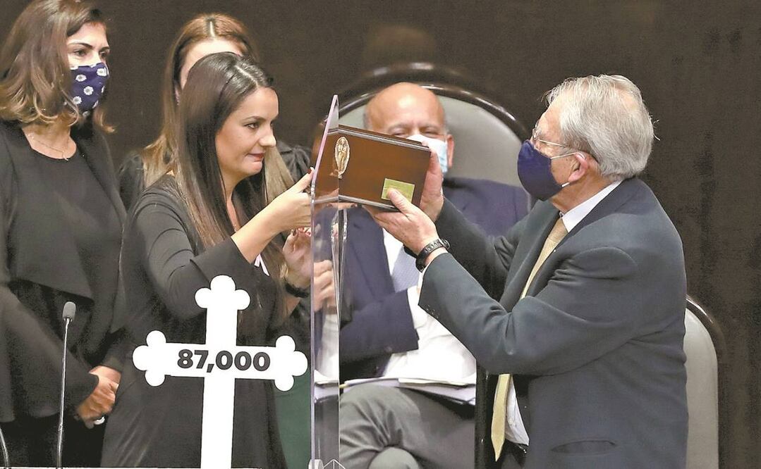 Al comparecer ante el pleno de la Cámara de Diputados el secretario de Salud, Jorge Alcocer, recibió de la oposición una andada de críticas. Fotos: Diego Simón Sánchez/EL UNIVERSAL