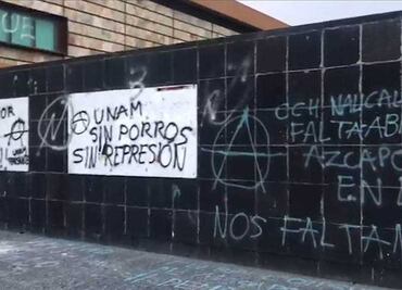 Disturbios en explanada de la Rectoría de la UNAM dejan un lesionado