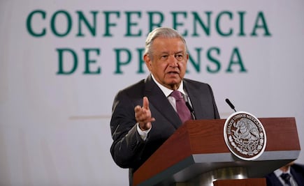 Normalistas saldrán con plazas de maestros al terminar sus estudios: AMLO