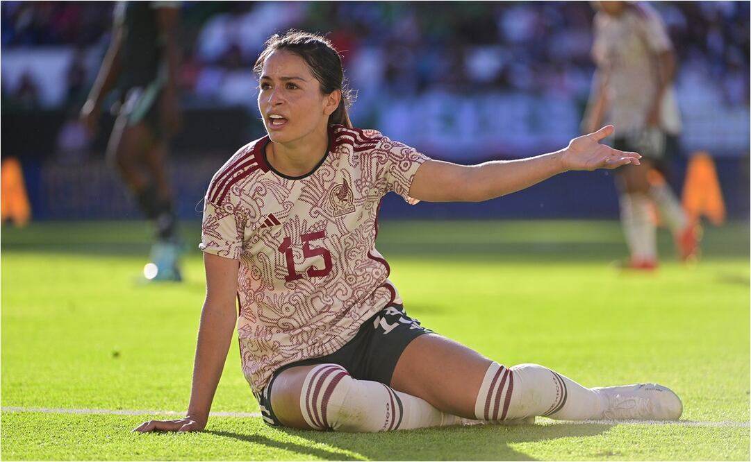 FOTO: IMAGO7 - Scarlett Camberos en un juego con la Selección Mexicana