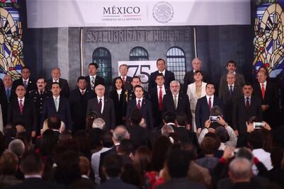 Reconocen con el Mérito Médico a Mercedes Juan López y a Enrique Graue