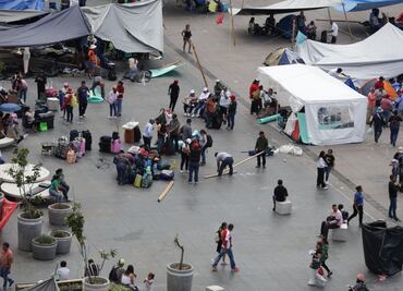¡Por fin! Liberan vialidades y reanudan servicio de Metrobús tras retiro parcial de plantones en CDMX; maestros levantan campamento