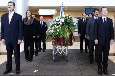 Panistas acuden a despedir a Luis H. Álvarez en Chihuahua