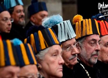 UNAM awards 11 professors and researchers