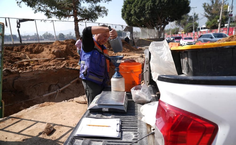 Segiagua sustituye red de drenaje en Coyoacán; rehabilitan colector de más de 50 años cerca del Estadio Azteca. Foto: Especial