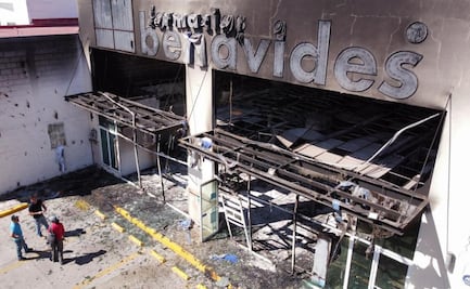 Comercios en ruinas, las huellas que dejó la caída de "El Mencho" en Jalisco; "todavía huele a muerte", relatan testigos