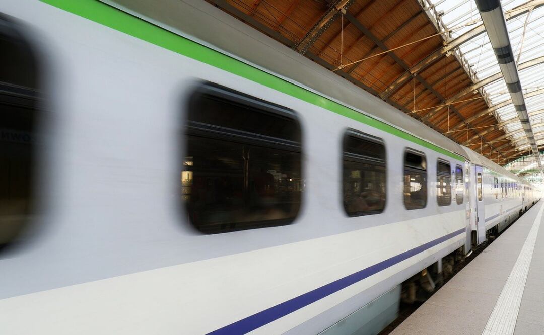 El economista en jefe de BBVA México, Carlos Serrano, recordó que las imposiciones gubernamentales de ese tipo generalmente no obtienen buenos resultados además del subsidio que debe otorgarse a la operación de ferrocarriles. Imagen: Pixabay