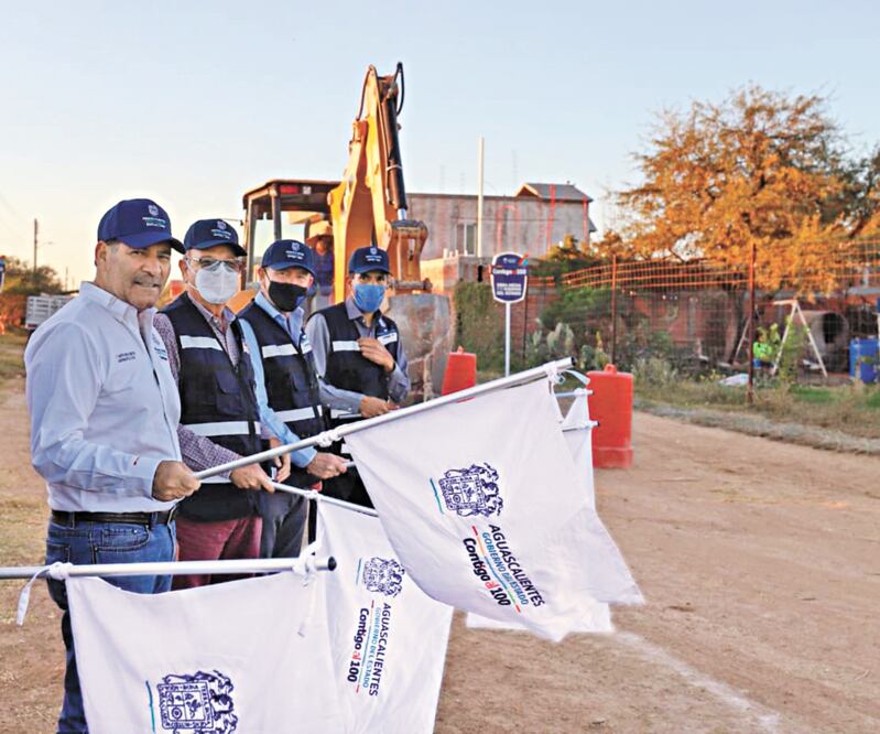 Martín Orozco Sandoval explicó que las obras consistirán en la construcción de guarniciones y banquetas, así como pavimentación. Foto: ESPECIAL