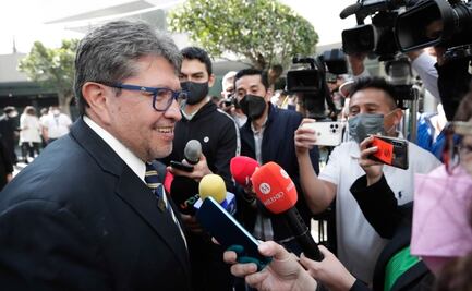 INE se extralimitó en sus facultades por pausa a revocación de mandato: Monreal