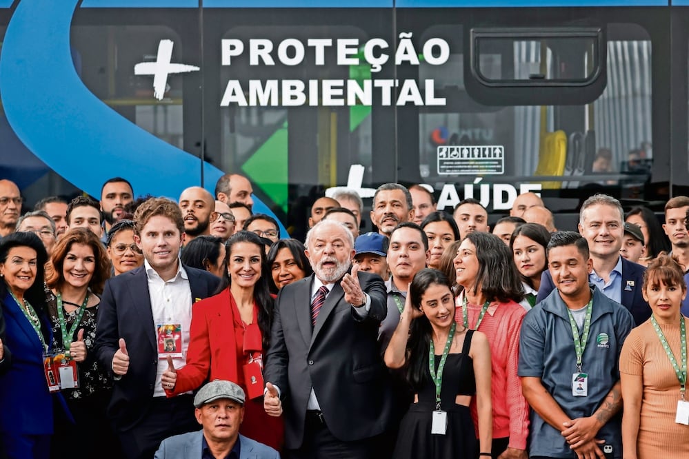 El mandatario brasileño “está cometiendo muchos errores cuando se trata de política internacional”, afirman expertos, luego de que defendió a su par venezolano. Foto: EFE