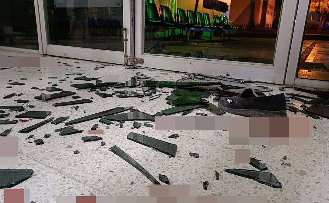 Joven causa terror en hospital del IMSS. Foto: Especial.