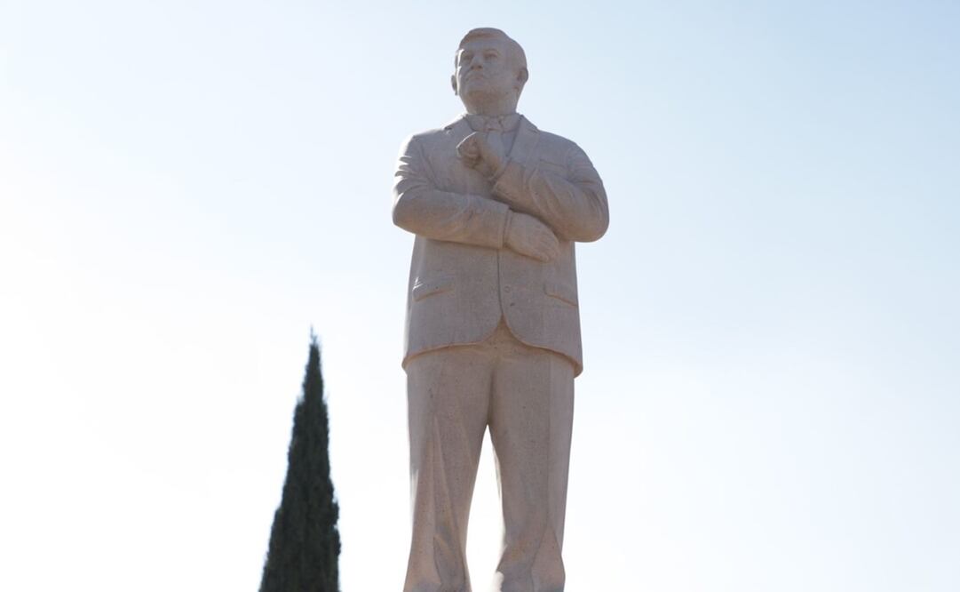 La estatua de AMLO en Atlacomulco
