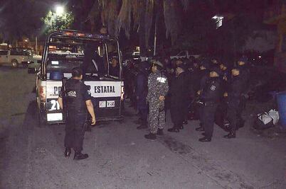 Acusan a policías de la desaparición de cinco jóvenes