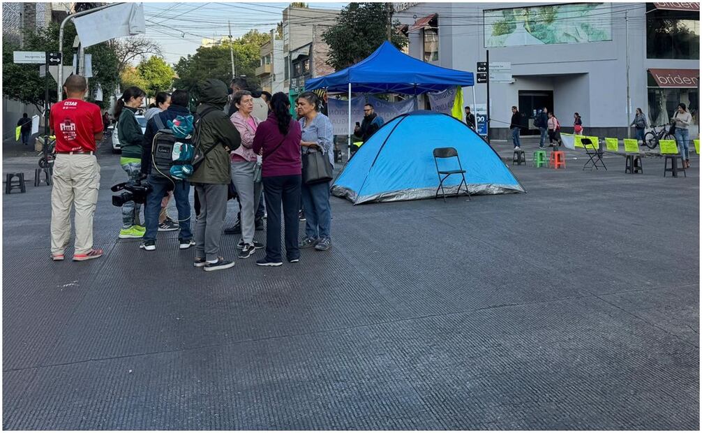 Plantón de vecinos de la alcaldía Benito Juárez. Foto: Juan Carlos Williams