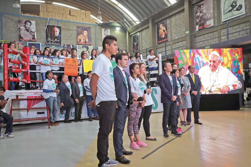 Integrantes del programa Box Val, impulsado por la fundación Scholas Occurrentes y creada por el papa Francisco, asistieron a la videoconferencia . (JUAN CARLOS REYES. EL UNIVERSAL)