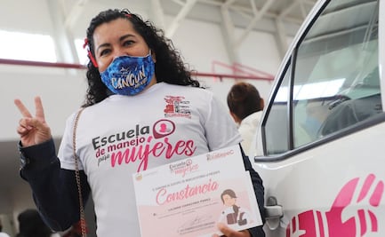 Mil 370 alumnas aprendieron a conducir un vehículo en la Escuela de Manejo para Mujeres en Ecatepec 