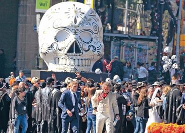 Desaparecen calaveras de "Spectre"