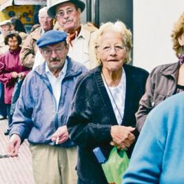 Crece el gasto en SCT y recortan en Sedesol