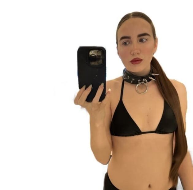 El look de playa de la sobrina de Luis Miguel para ir a la nieve 