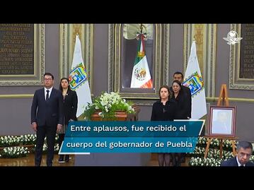 Homenaje póstumo al gobernador Miguel Barbosa en el Congreso de Puebla