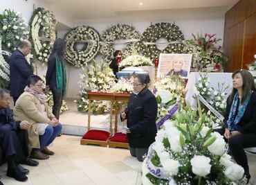 Familiares y amigos despiden a Maty Huitrón