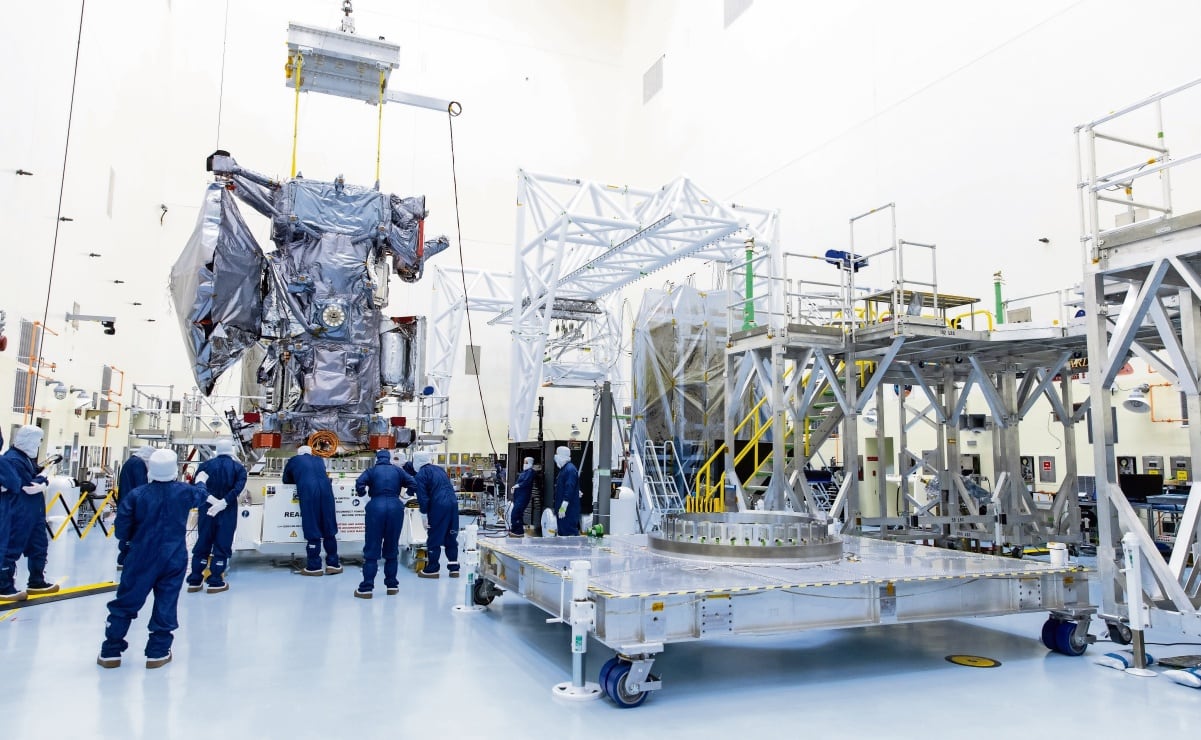 Europa Clipper: A History-Making Lunar Voyage