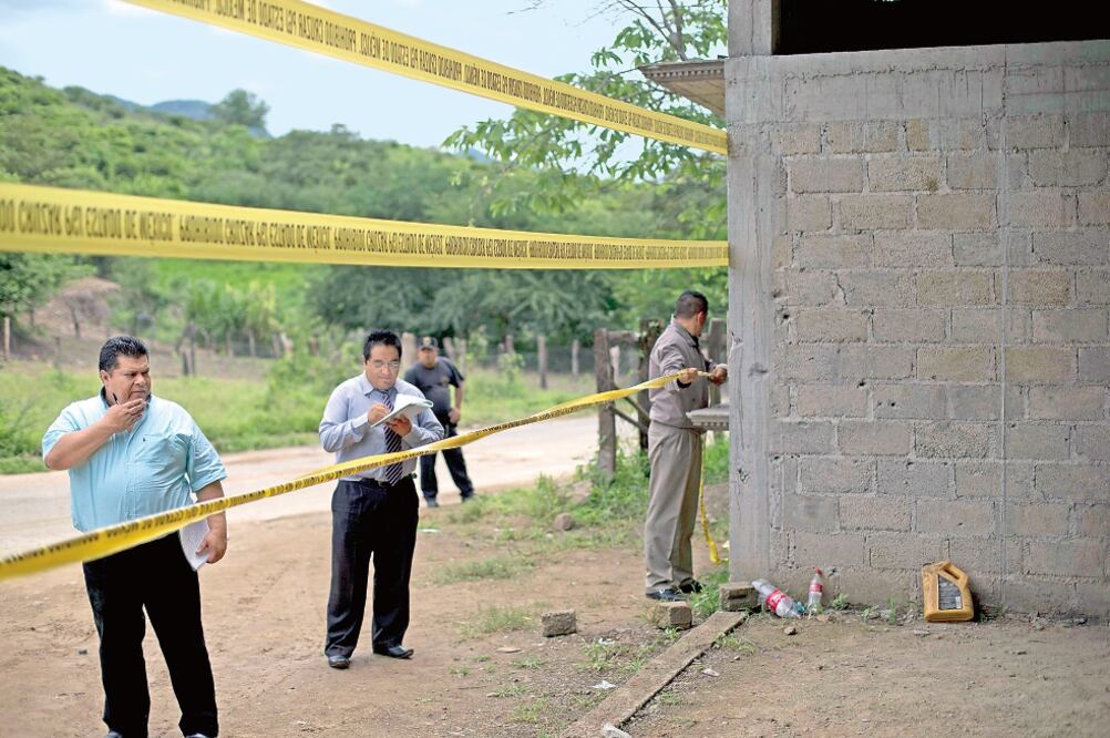 El 7 de noviembre de 2014, el Juzgado Primero de Distrito de Procesos Penales Federales en el DF dictó el auto de formal prisión en contra de siete militares (ARCHIVO EL UNIVERSAL)
