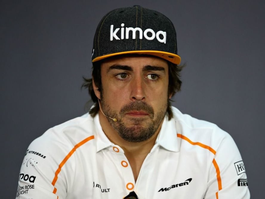 Fernando Alonso es operado de la mandíbula por accidente en bicicleta