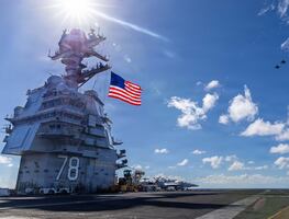 EU divulga las primeras imágenes del portaaviones Gerald Ford en el Atlántico; la misión elimina "narcoterroristas", asegura