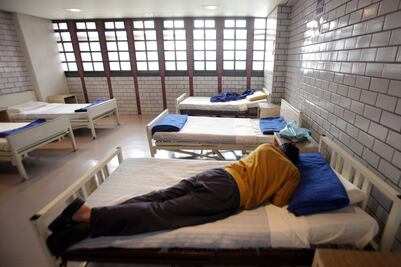 Dejarán de recibir alimentos pacientes de psiquiátrico en CDMX 