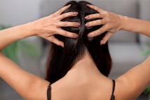 Cómo se debe lavar el cabello grasoso