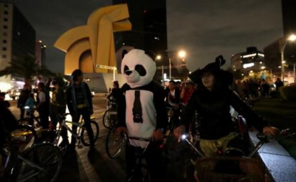 Desde osos panda hasta Pennywise: así fue la rodada ciclista en CDMX