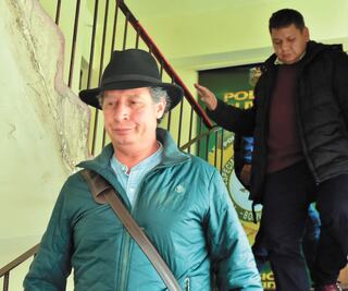 México acoge a 2 exfuncionarios de Evo Morales