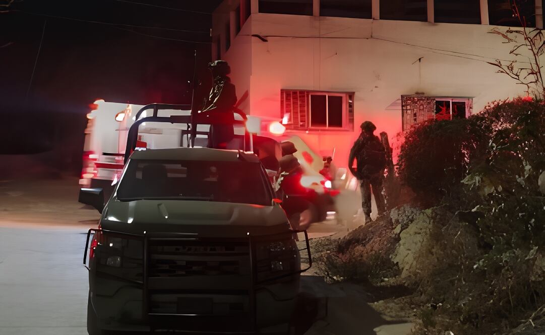 En el ataque a tres miembros de una familia en una vivienda de la colonia Lomas de Rodriguera, dos mujeres, una de ellas menor de edad y la otra, embarazada, junto con un hombre, resultaron heridos de bala. | Foto: Especial.